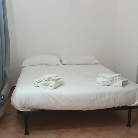 Ferienwohnung Casa N 2 Con Parcheggio Privato E Colonnina Ricarica Livorno Exterior foto