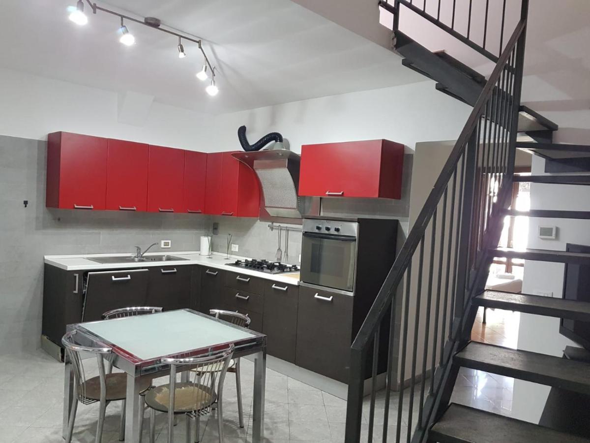 Ferienwohnung Casa N 2 Con Parcheggio Privato E Colonnina Ricarica Livorno Exterior foto